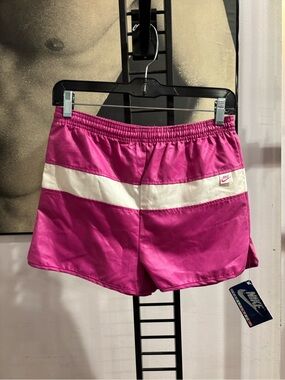Vintage 1980s Nike Women's Magenta Athletic Shorts with White Stripe